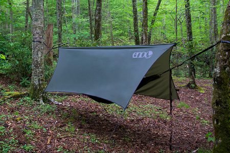 ENOBlog-ComparisonPage-FeaturedImaged-RainTarps